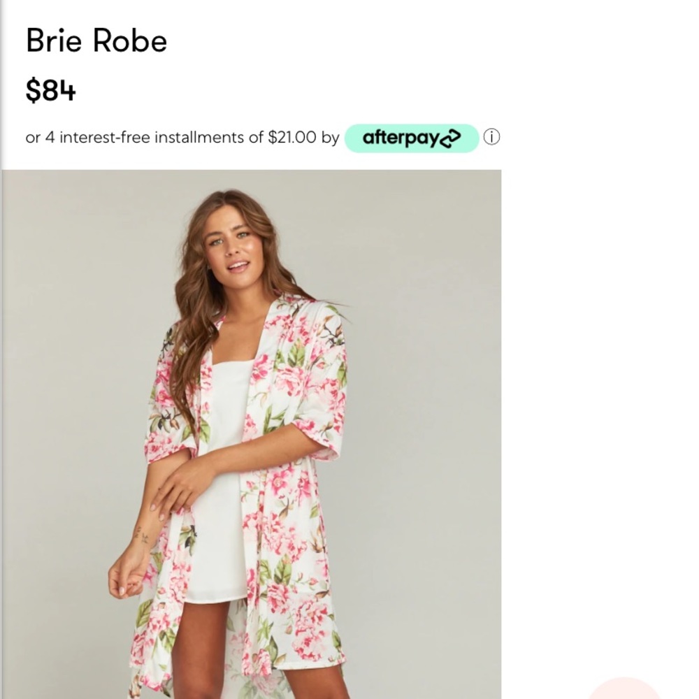 Show me your MuMu Brie robe
